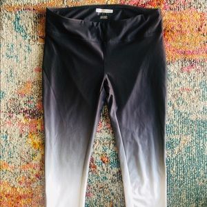 Tie Dye 🖤🤍 Workout Pants